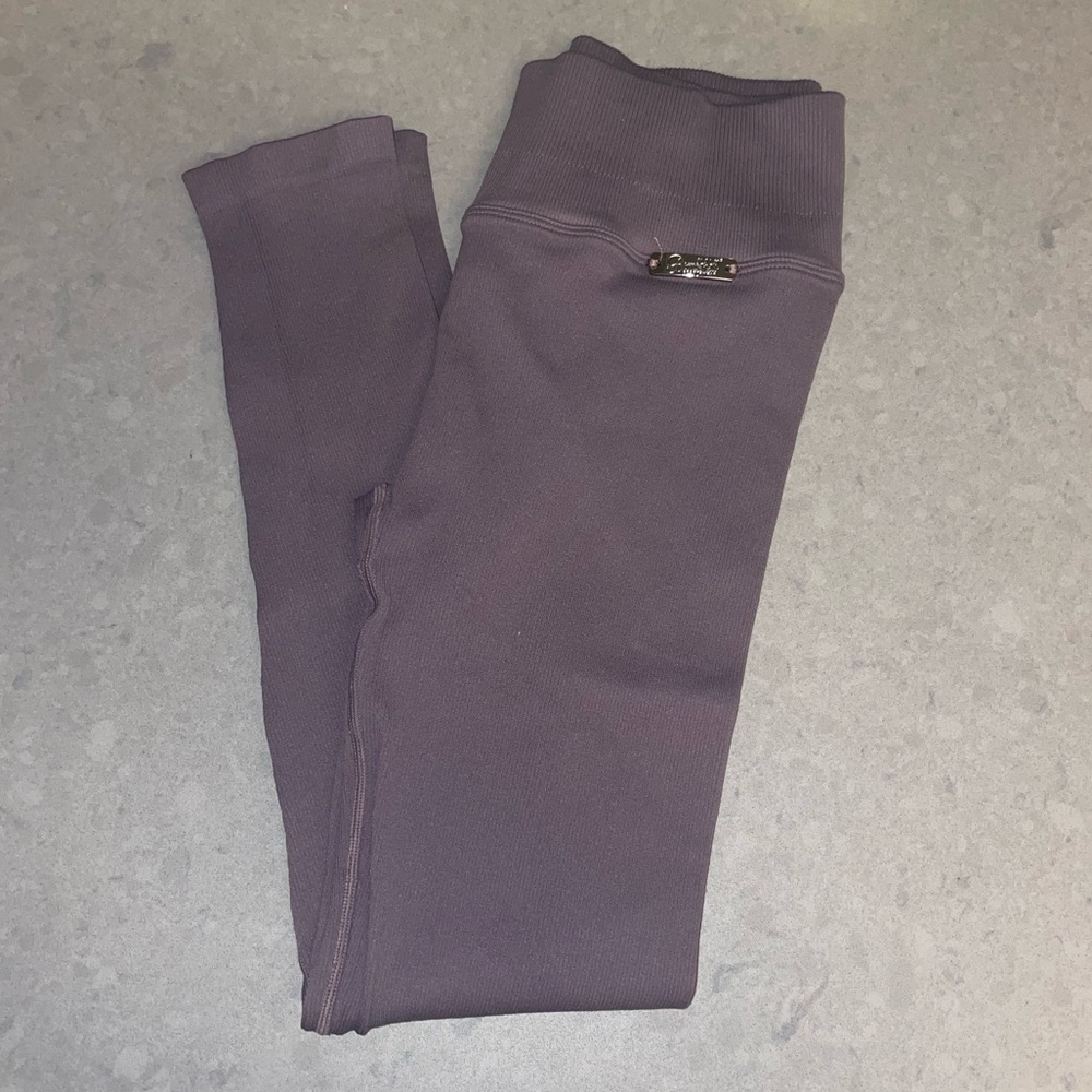 Bombshell Sportswear grey spandex high rise leggings size small